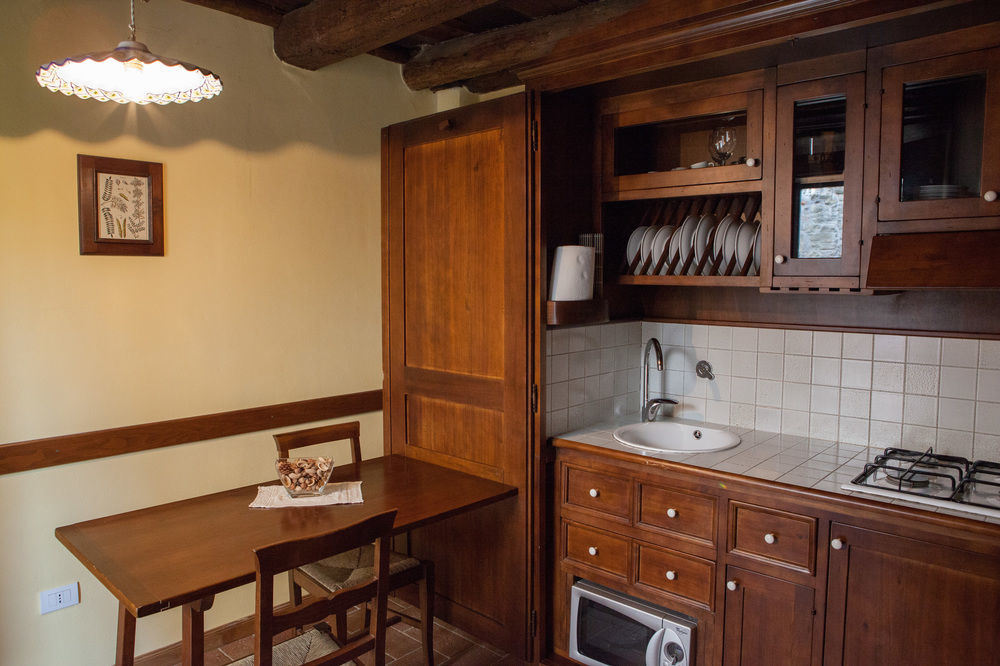 Borgo Dei Corsi Holiday House Реджиолло Экстерьер фото