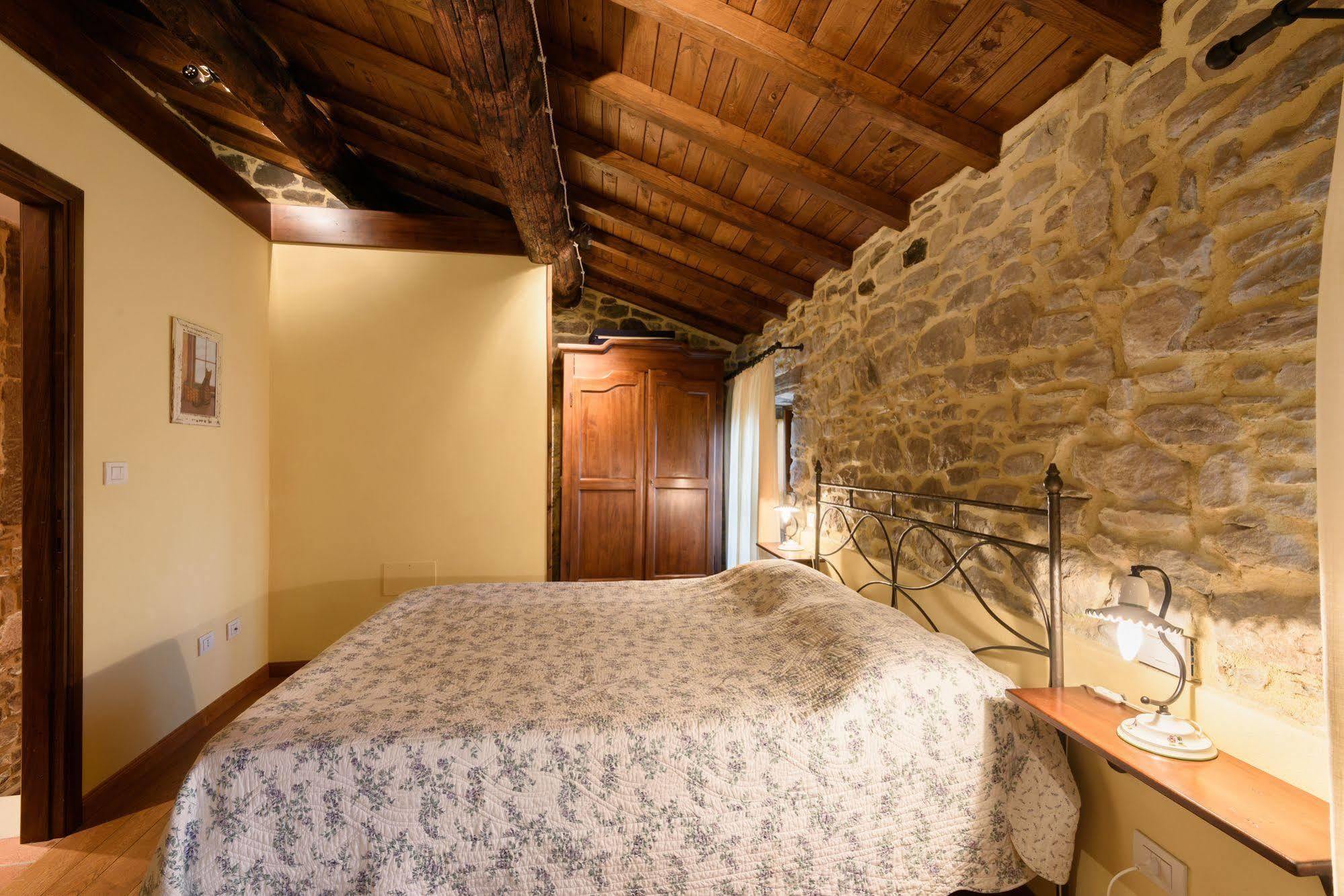 Borgo Dei Corsi Holiday House Реджиолло Экстерьер фото